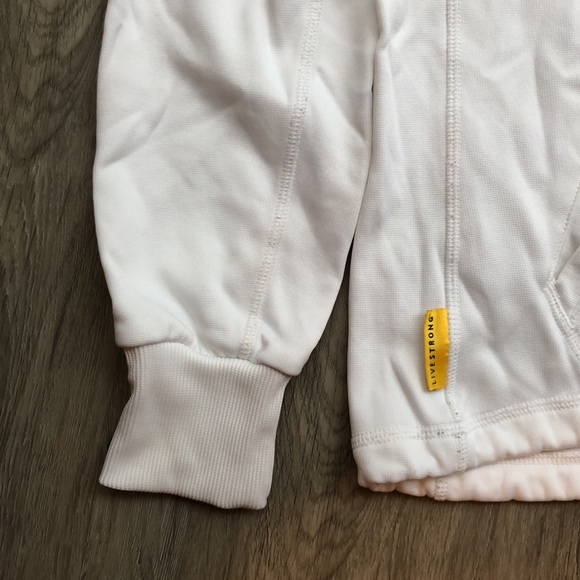 White LIVESTRONG sweatshirt - Picture 4 of 6